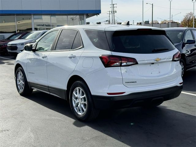 2022 Chevrolet Equinox LS