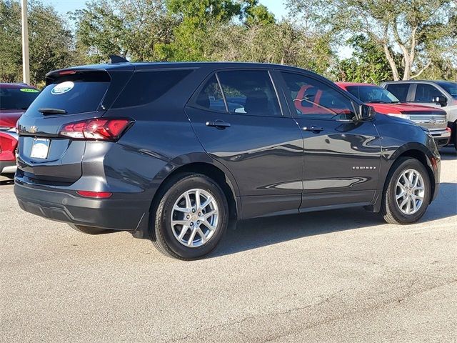 2022 Chevrolet Equinox LS