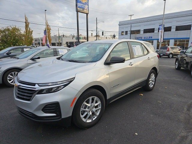 2022 Chevrolet Equinox LS