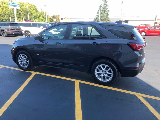 2022 Chevrolet Equinox LS