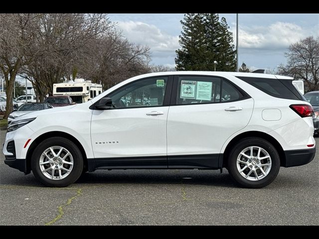 2022 Chevrolet Equinox LS