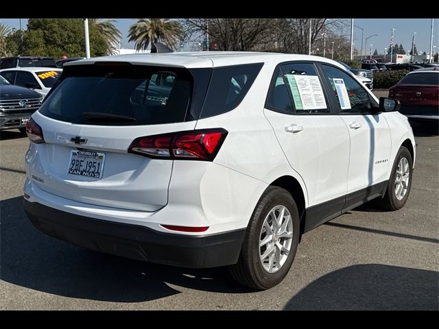 2022 Chevrolet Equinox LS