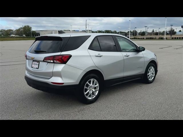 2022 Chevrolet Equinox LS