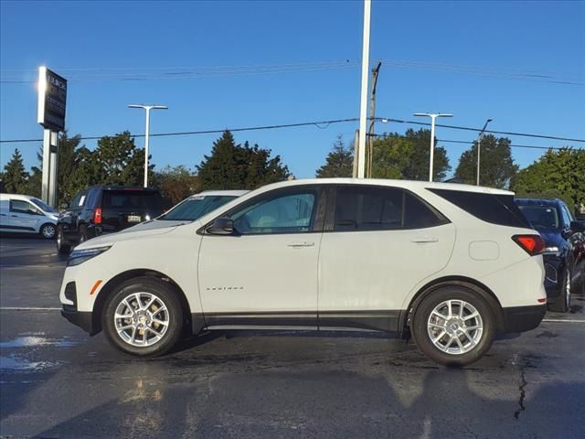 2022 Chevrolet Equinox LS