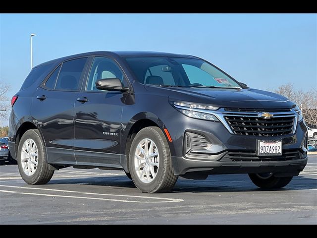 2022 Chevrolet Equinox LS