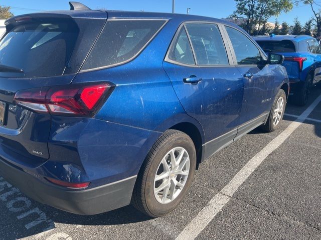 2022 Chevrolet Equinox LS