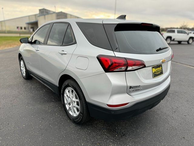 2022 Chevrolet Equinox LS