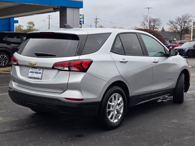 2022 Chevrolet Equinox LS