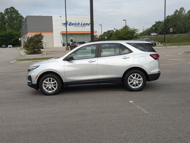 2022 Chevrolet Equinox LS