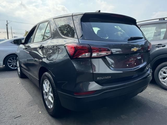 2022 Chevrolet Equinox LS