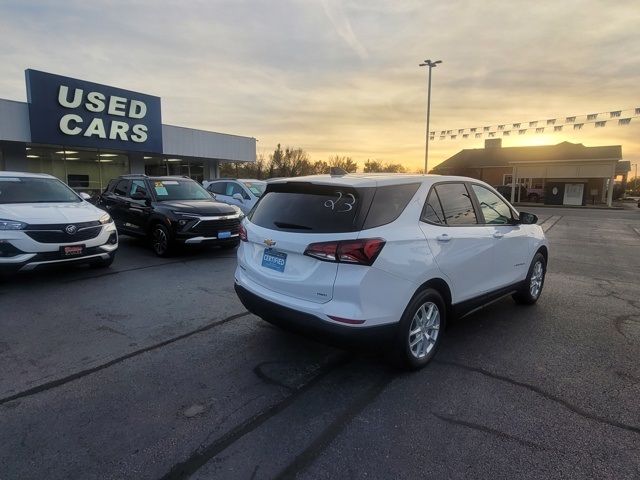 2022 Chevrolet Equinox LS