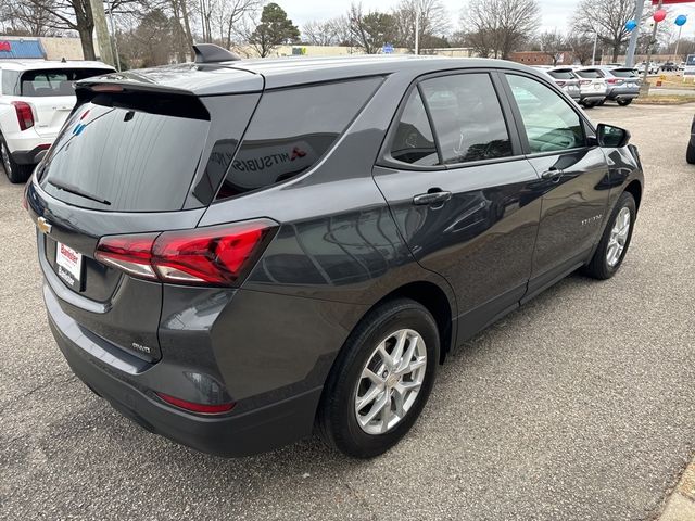 2022 Chevrolet Equinox LS