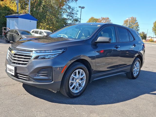 2022 Chevrolet Equinox LS