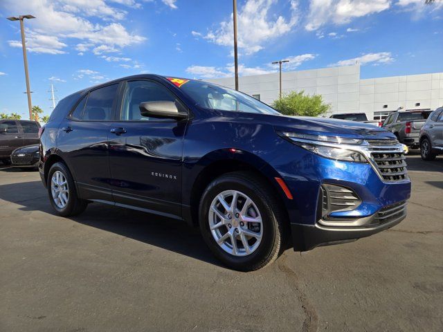 2022 Chevrolet Equinox LS