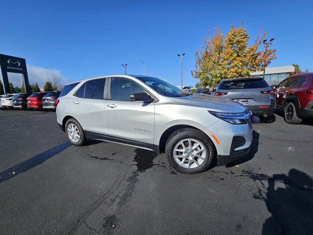 2022 Chevrolet Equinox LS