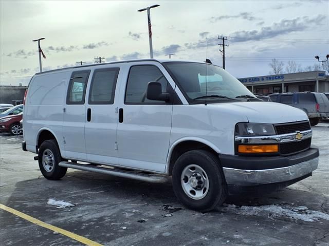 2022 Chevrolet Express Base