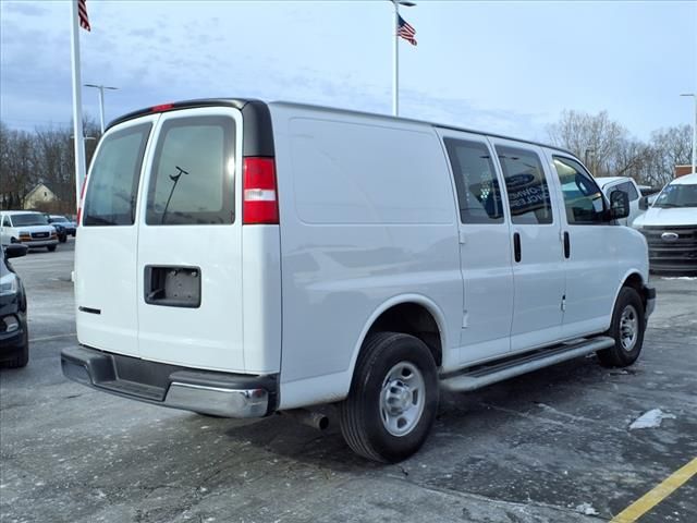 2022 Chevrolet Express Base