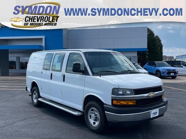 2022 Chevrolet Express Base