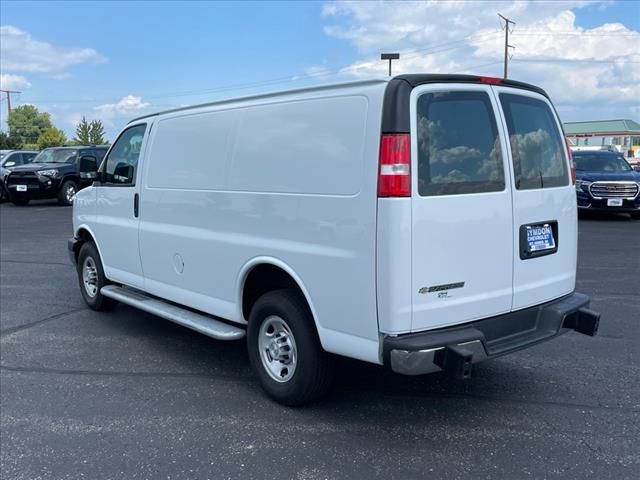 2022 Chevrolet Express Base