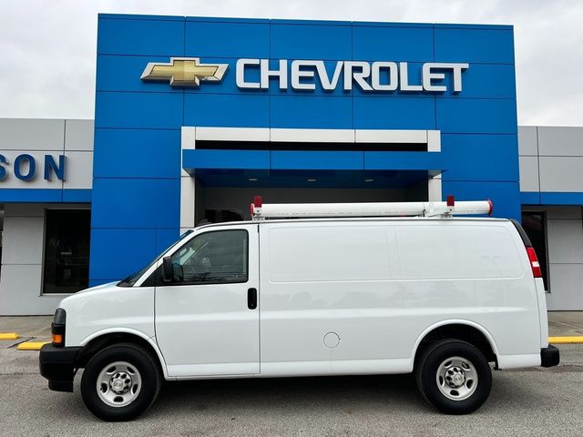 2022 Chevrolet Express Base