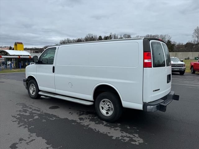 2022 Chevrolet Express Base