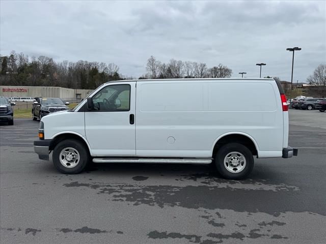 2022 Chevrolet Express Base