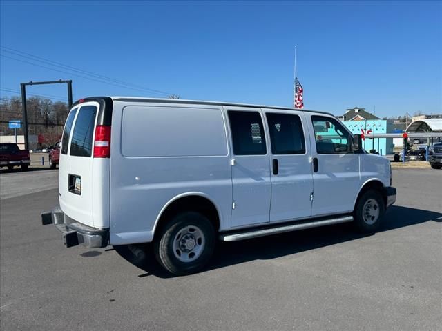 2022 Chevrolet Express Base