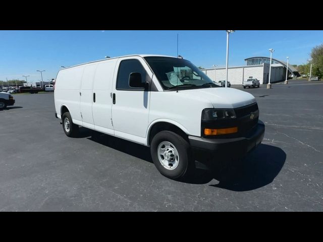 2022 Chevrolet Express Base