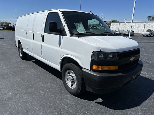 2022 Chevrolet Express Base