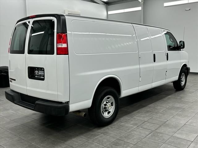 2022 Chevrolet Express Base