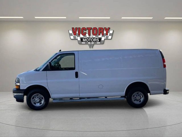 2022 Chevrolet Express Base