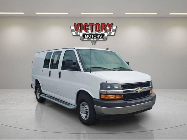 2022 Chevrolet Express Base