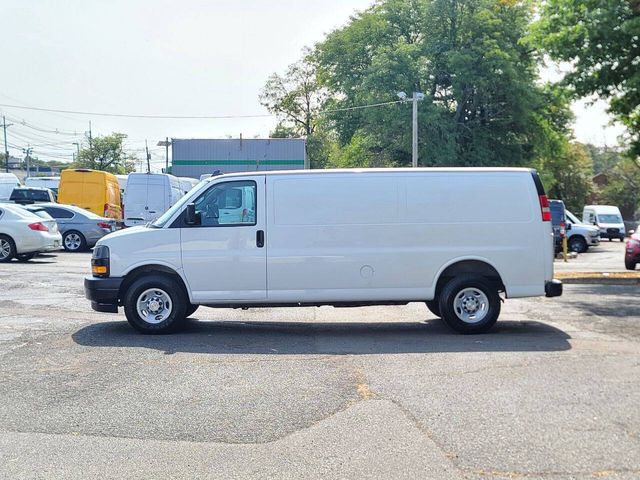 2022 Chevrolet Express Base