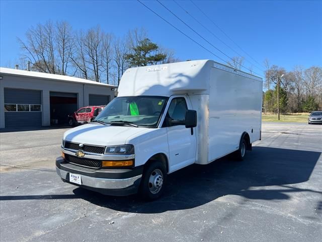 2022 Chevrolet Express Base