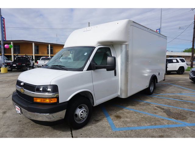 2022 Chevrolet Express Base