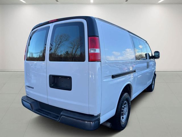 2022 Chevrolet Express Base