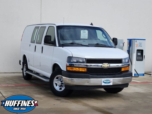 2022 Chevrolet Express Base