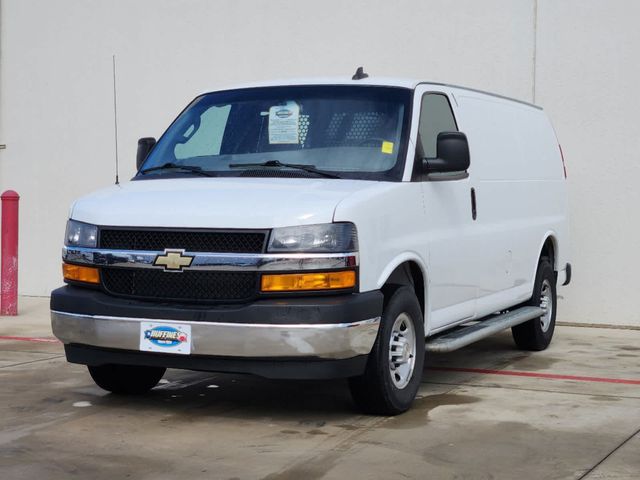 2022 Chevrolet Express Base