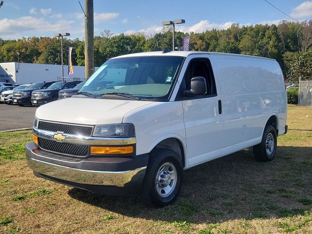 2022 Chevrolet Express Base