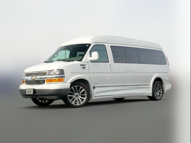 2022 Chevrolet Express Base