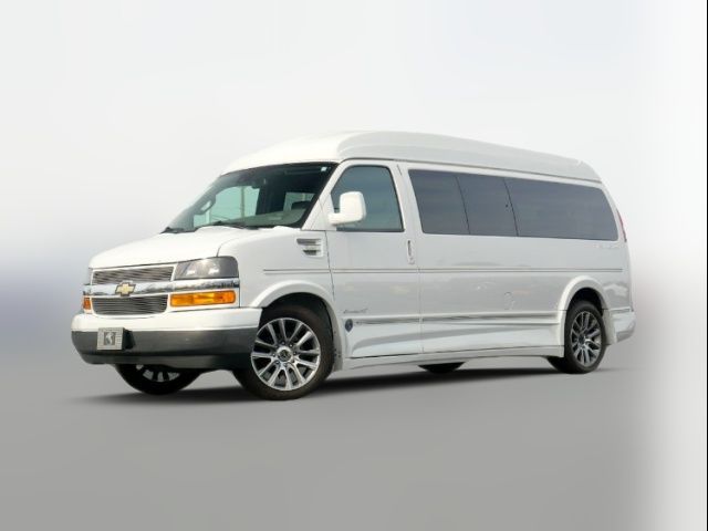 2022 Chevrolet Express Base