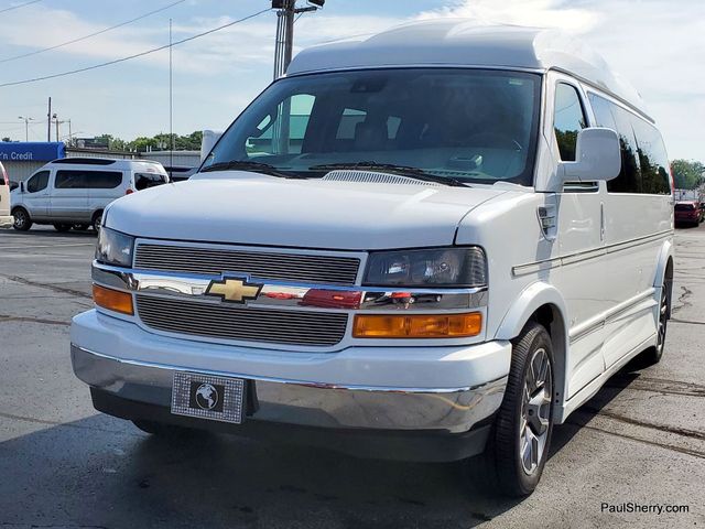 2022 Chevrolet Express Base