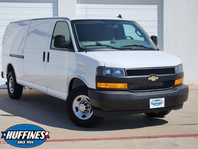 2022 Chevrolet Express Base