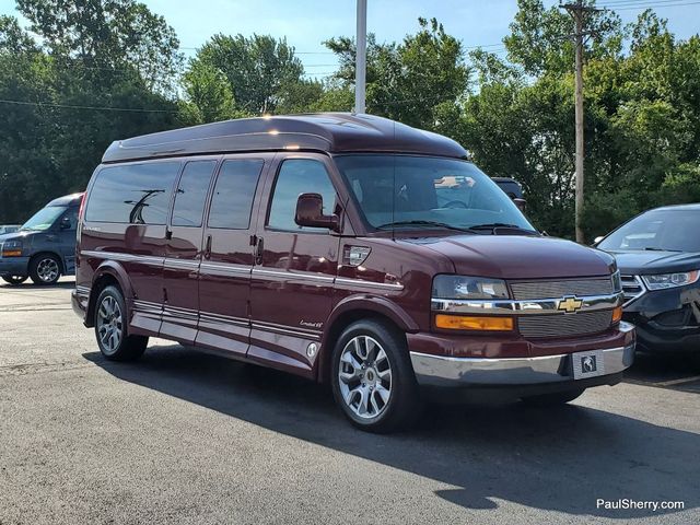 2022 Chevrolet Express Base