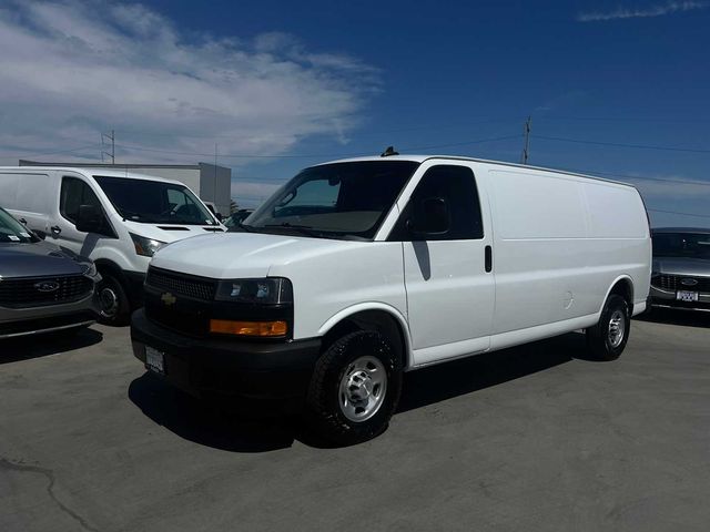2022 Chevrolet Express Base