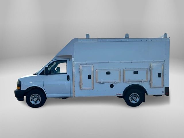 2022 Chevrolet Express Base