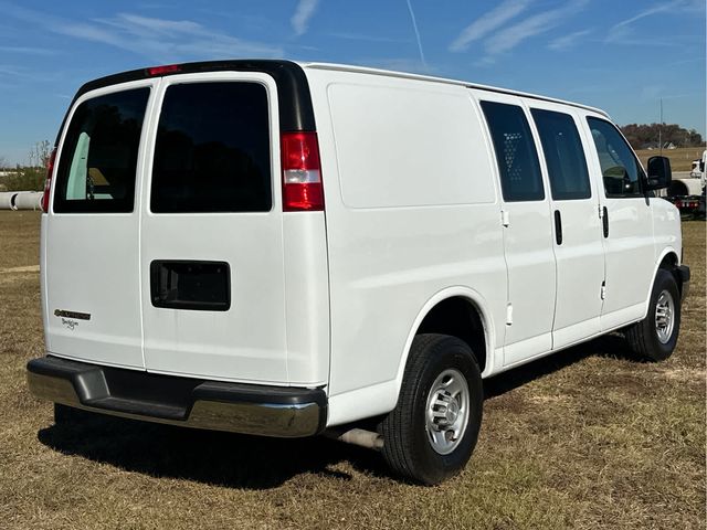 2022 Chevrolet Express Base