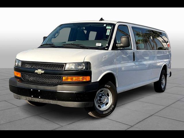 2022 Chevrolet Express LS