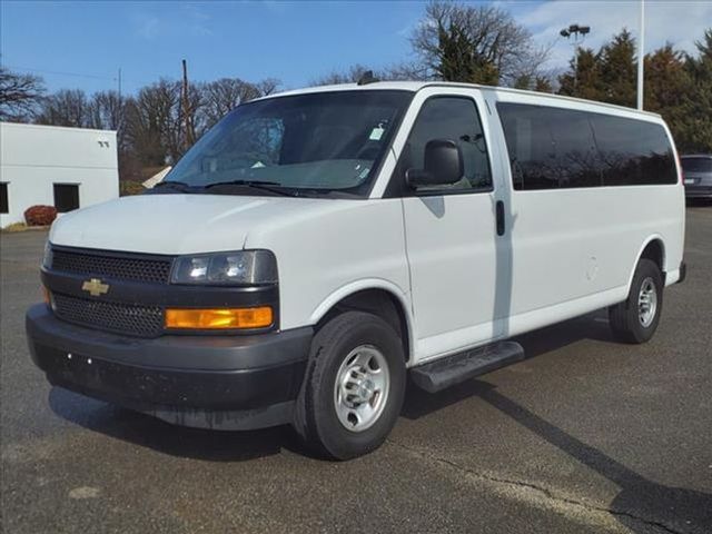 2022 Chevrolet Express LS