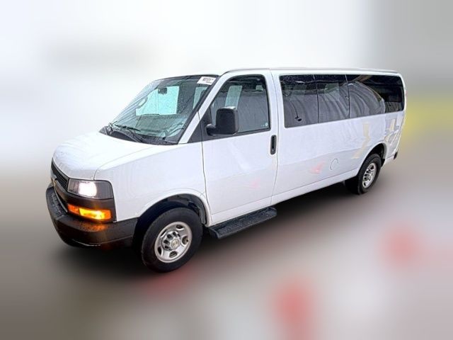 2022 Chevrolet Express LS